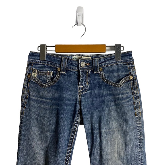 Mek Denim Women's Darwin Low Rise Frayed Hem Denim Jeans - Picture 2 of 10